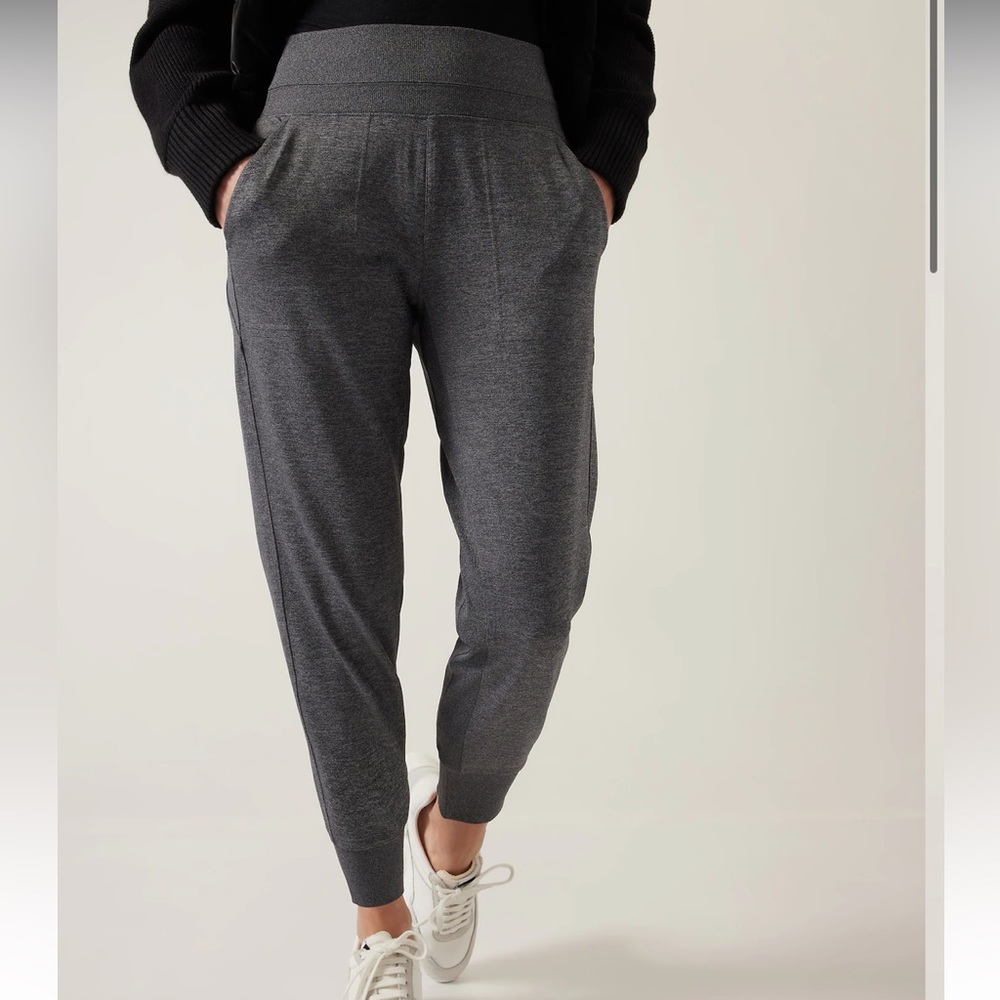Athleta Venice jogger gray XS NWT